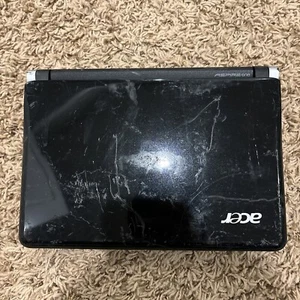 Acer KAV10 Aspire One Series Laptop Windows XP 10" Screen FOR PARTS - Picture 1 of 5