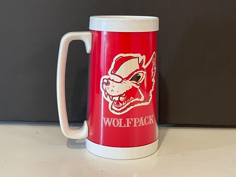 Vintage NC State Wolfpack Thermo Serv Insulated Plastic Tall Mug Cover