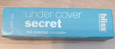 Corrector secreto de cobertura completa Bliss Under Cover - Almendra Foto 1 de 2