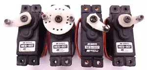 JR NES-507 STANDARD SIZE SERVOS QUANTITY 4 + HORNS AND MOUNTS IN GOOD CONDITION - Picture 1 of 2