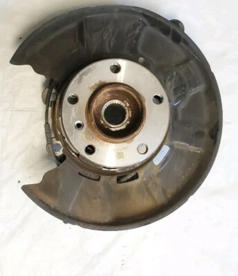 左驱动后关节桩带轮毂 33326792515 适合 14 15 16 宝马 228I 原始设备制造商 — 第 1/4 张图片