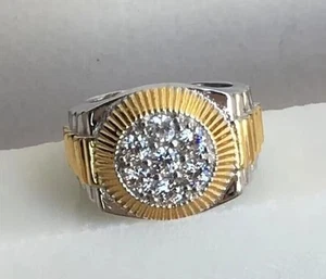 Anillo para hombre 2 quilates corte redondo real moissanita 14K enchapado en oro de dos tonos diseño Rolex - Imagen 1 de 5