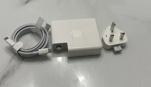 Adaptador de Corriente USB-C Apple 140W para MacBook Cargador Oficial Original - Imagen 1 de 3