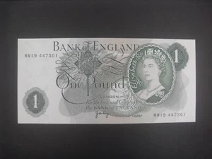 PAGE £1 REPLACEMENT NOTE *MW19* LAST RUN "UNC" (B323) - Picture 1 of 2