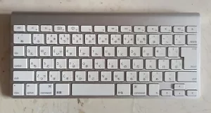 Apple magic keyboard A1314 wireless - japanische Tastatur - Bild 1 von 4