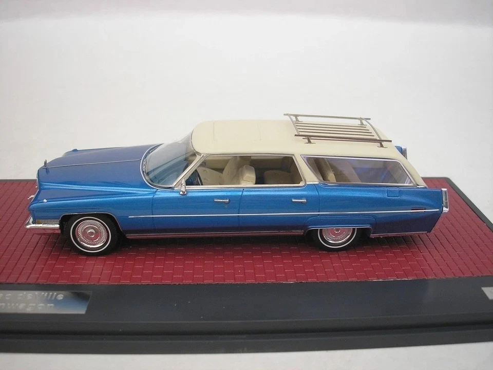 CADILLAC deVille ASC Station Wagon Blue metallic 1972 1/43 MATRIX MX20301-483
