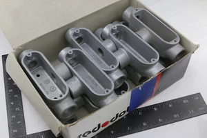 (10) Red Dot AT-1 1/2 Zoll Conduit Body T-Style Gewinde für starr und IMC - Box NEU - Bild 1 von 3