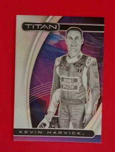 Kevin Harvick ~ 2021 Panini Chronicles Racing Titan ~ Silver Prizm - Picture 1 of 2