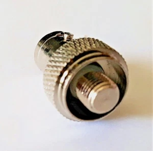 ANTENNA BNC ADAPTOR  MAG ONE BRP40 A8 GP68 GP88 GP328 GP338 AND MORE - Bild 1 von 3