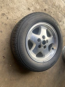 1994 - 95 JAGUAR XJS 16" WHEEL RIM NICE W NEW MICHELIN TIRE NEVER USED - Picture 1 of 5