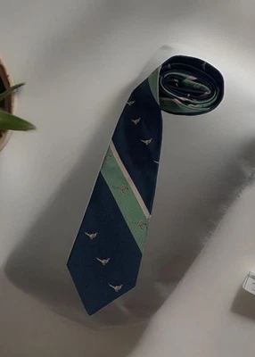 Винтажный шелковый галстук Abercrombie & Fitch темно-синий с зеленой полосой птицы 90-е США - Изображение 1 из 4