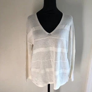 Maglione maglia manica lunga One Grey Day bianco scollo a V maglia piccolo nuovo senza etichette stile chic - Foto 1 di 7