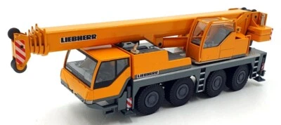 Conrad 1/50 Scale Diecast 2094 - Liebherr LTM 1060/2 Mobile Crane - Image 1 of 4