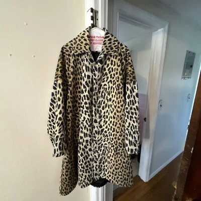 BALENCIAGA Italia Abrigo Femenino Pulled UP57 2017 01683 36 LeapordAlgodón Asimetría Foto 1 de 4