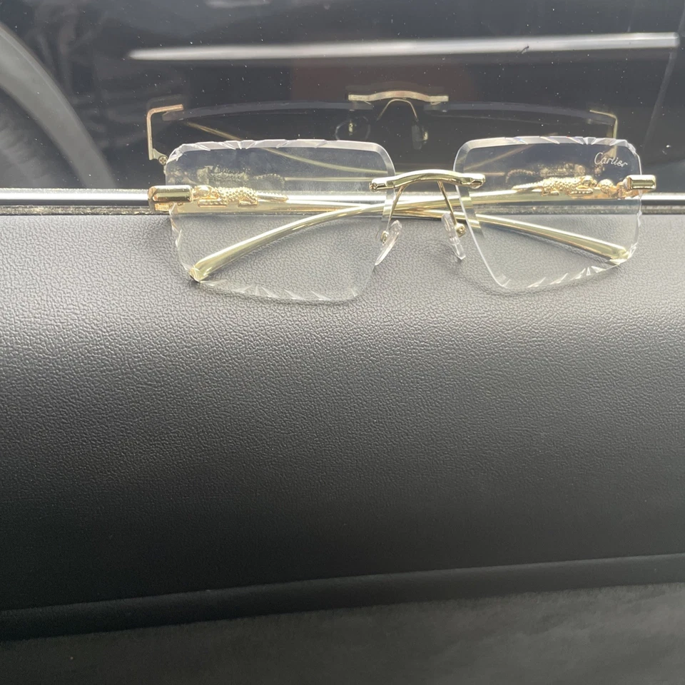  1000   - Image 1 of 1