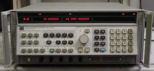 HP 8341B synthesized sweeper generator - Foto 1 di 20