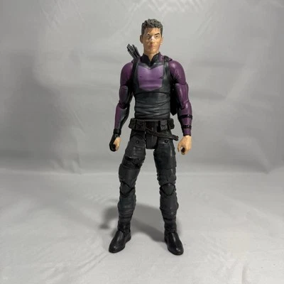 "Figura exclusiva de Diamond Select Marvel Hawkeye Disney Store 7""" Foto 1 de 4