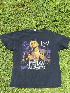 Camiseta Cantante y Compositor Puertorriqueño RAUW ALEJANDRO Gira Mundial de Conciertos (LG) - Imagen 1 de 6