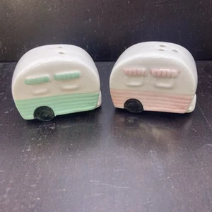 Cracker Barrel Campers Mini Salt & Pepper Shaker Set Ceramic (New) - Picture 1 of 9