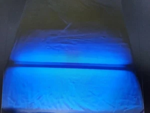 Vintage Spencer's, 48 Inch Blacklight Bar with 360° Beam Bulb - Picture 1 of 4