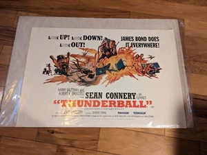 James Bond Thunderball Offizielles Handnummeriertes Limited Edition Spy Guise Poster  - Bild 1 von 8