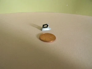 Hierro en miniatura con mango negro en escala 1:12 muñeca - Imagen 1 de 11