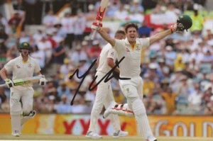 AUSTRALIA: MITCHELL MARSH SIGNED 6x4 TEST CENTURY ACTION PHOTO+COA - Imagen 1 de 1