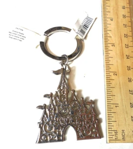 Vintage Disney Castle Disneyland Parks Metal Keychain Keyring - Picture 1 of 7