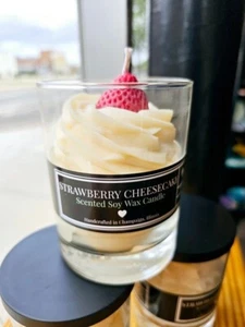 Strawberry Cheesecake Scented Soy Wax Candle - Picture 1 of 2