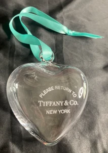 TIFFANY & COMPANY NEW YORK - GLASS HEART - CHRISTMAS ORNAMENT - SLOVENIA - Picture 1 of 6