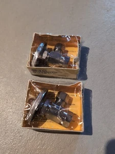 2 BrassCraft 1/4 Dreh Winkelventile CR15 C1 In 3/8 FIP 3/8 Pressrohr Out - Bild 1 von 9