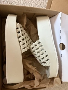 NEU Naked Feet Zypern Sämisch Creme Pantoletten Größe 8,5 - Bild 1 von 4