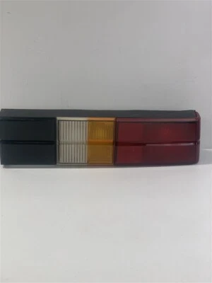 Conjunto de lámpara de luz trasera Ford Escort H/BK 1981-1985 OEM USADO DIESTRO E2FZ-13404-A  Foto 1 de 4