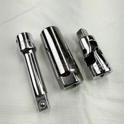 VTG Craftsman USA Lot Swivel Socket Adapter, Socket, Extension Bar 3/8", 5/8" - Image 1 of 4