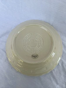 Longaberger "Woven Traditions Tan 7 3/8 Inch Pie Baker - Pie Plate - Picture 1 of 7