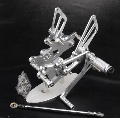 Juego de estriberas traseras CNC plateadas para Honda CBR600F F4 F4I 1999-2006 Foto 1 de 4