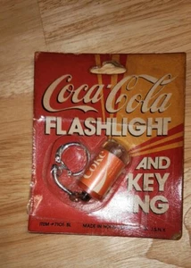 Vintage NIP New COCA COLA FLASHLIGHT & KEYCHAIN Key ring ADVERTISING COCA-COLA - Picture 1 of 3
