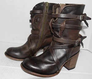 Botas occidentales Freebird by Steven Baker con correa de cuero marrón tacón de motociclista para mujer 6 - Imagen 1 de 4