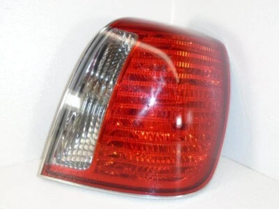 Conjunto de luz/lámpara trasera derecha Hyundai XG350 2003-2005 LH OEM Foto 1 de 3
