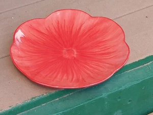 Lucerne Foods 9" x 1" Red Poppy Salad Plate No Cracks, Chips, or Scratches - Picture 1 of 3