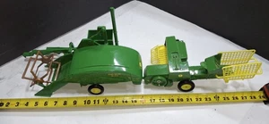 Ertl John Deere Diecast Metal Combine and Baler. 1/16 Scale. Made in USA! - Picture 1 of 14