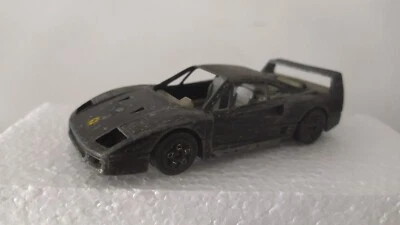 Modellino Auto Diecast - Ferrari F40 Burago scala 1/43 vintage da restauro - Immagine 1 di 4