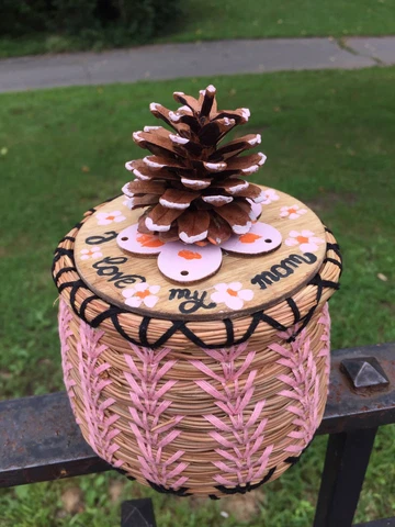 Gift for Mom Hand Made Pine Needle Basket with lid Cover