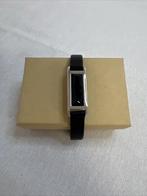 Pulseira de couro preta Swarovski folheada a ródio com cristal preto assinado - Imagem 1 de 4