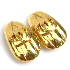 Orecchini clip logo CC vintage CHANEL originali metallo dorato - e58615g - Foto 1 di 10