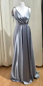 Abendkleid Silbergrau Mit Verstellbaren Spaghetti Gr.36 Maxi Party Hochzeit Neu - Picture 1 of 1