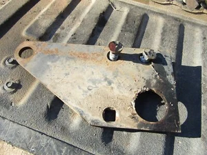 JOHN DEERE 2800 PLOW TOGGLE TRIP VARI-WIDTH BRACKET 2810 3710 2800 2810 A34233 - Picture 1 of 2