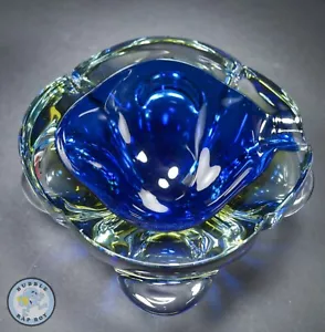 HEAVY VINTAGE ART GLASS ASHTRAY ENCASED BLUE & YELLOW 1.6 KILO - Picture 1 of 15