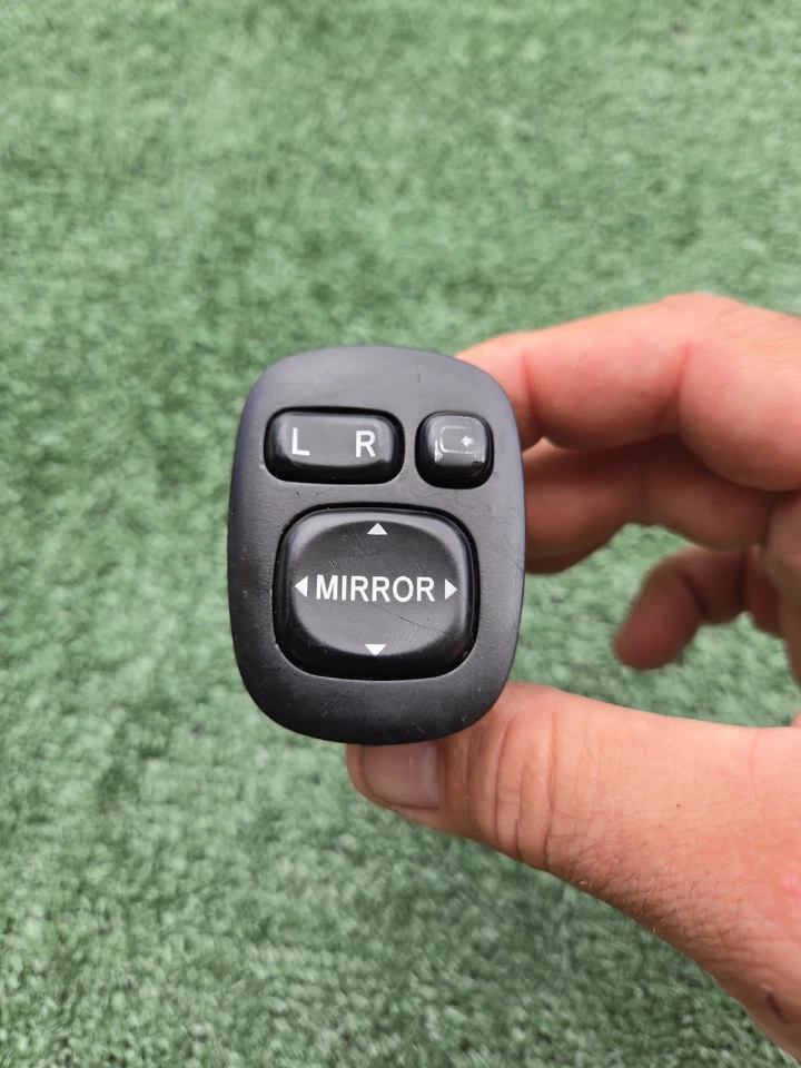 Interruptor de control del espejo retrovisor eléctrico Toyota Sequoia 2001-2007 OEM conector negro de 7 pines  Foto 1 de 4