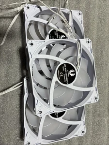 bitfenix White LED 120mm Fan BFF-ADD-12025SW-CP - Picture 1 of 3